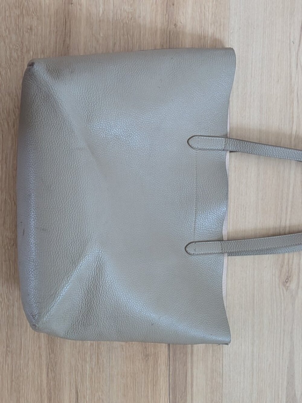 Cuyana Leather Tote Bag Taupe Pebbled Minimalist Shoulder Bag Work Everyday READ - Picture 3 of 16